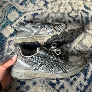 Asics Gel-Venture 6 Running Shoe Carbon Soft Sky women’s size 9